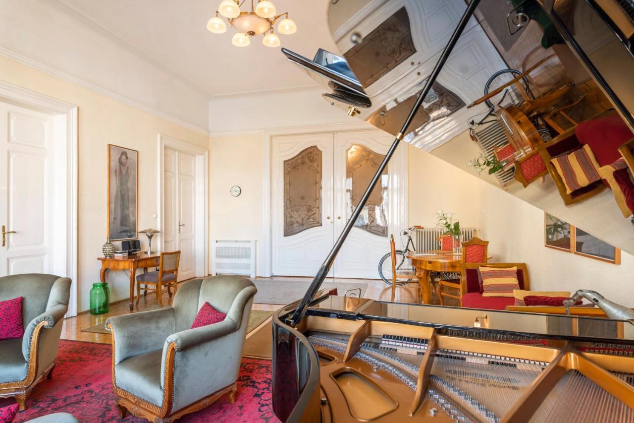 شقة Stunning Spacious Art Nouveau Apart , Grand Piano بودابست المظهر الخارجي الصورة